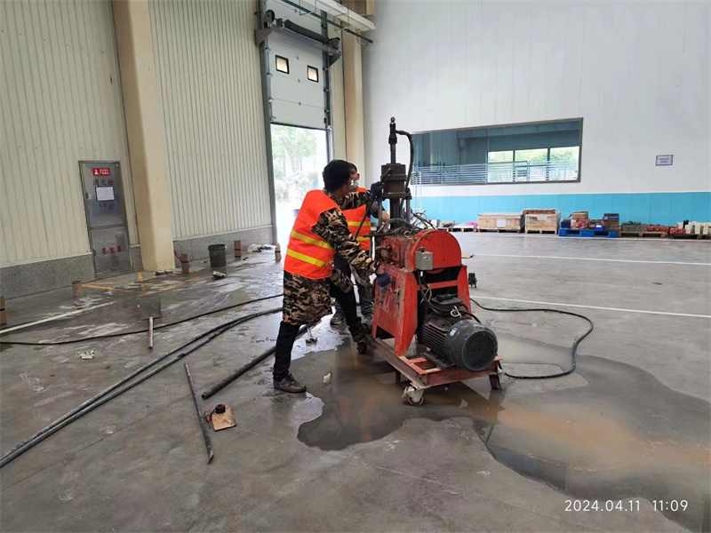 五营厂房地面下沉塌陷注浆加固施工